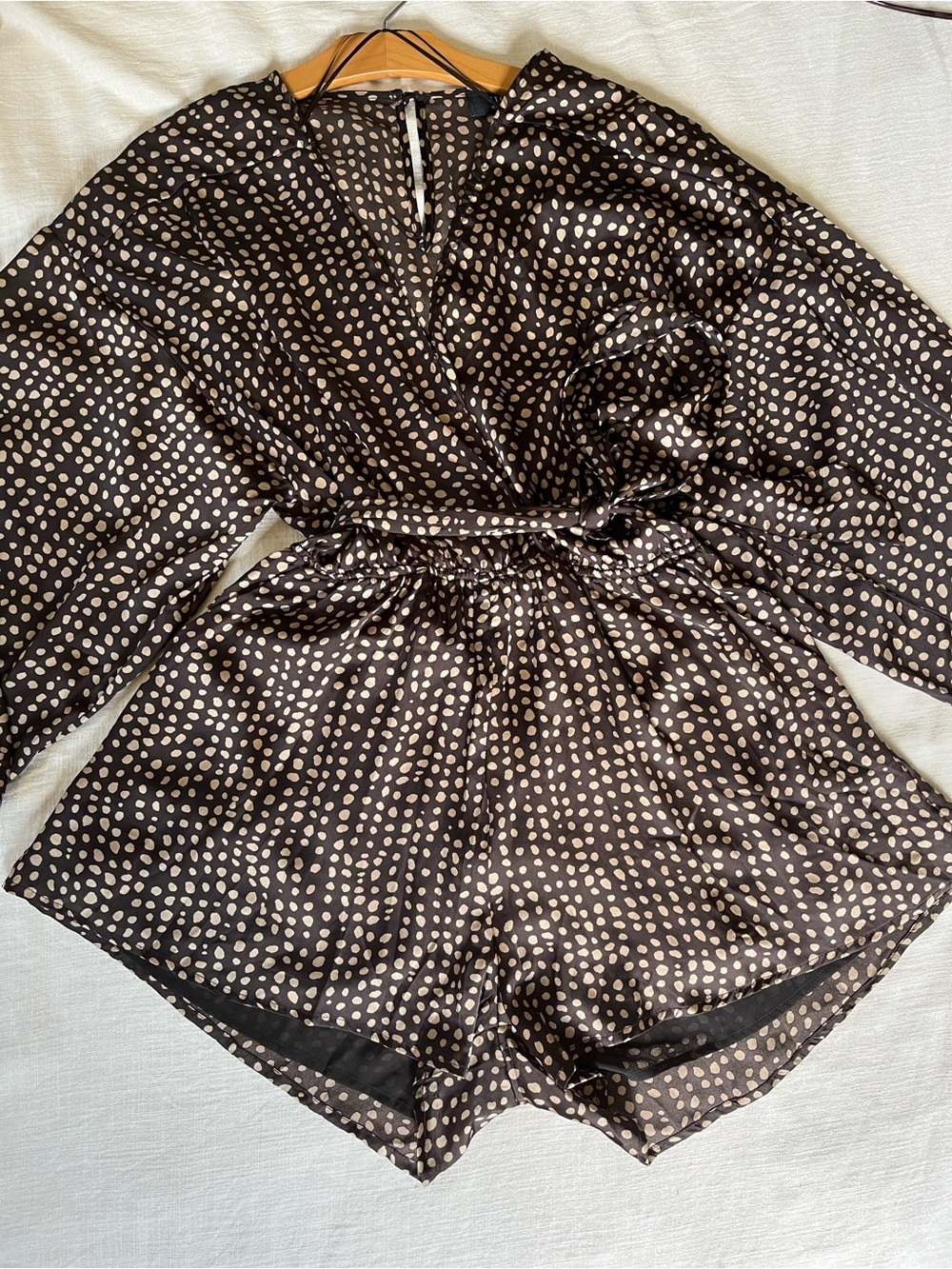 Vici Palm Canyon Satin Romper - Picture 3 of 13